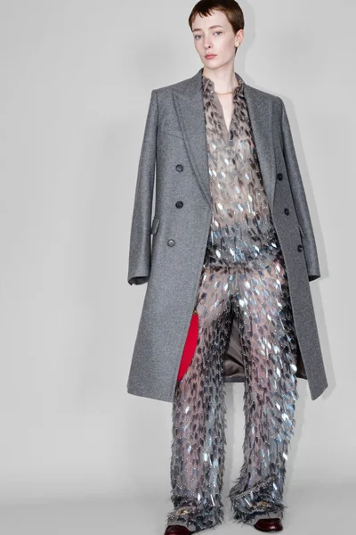 Look 12